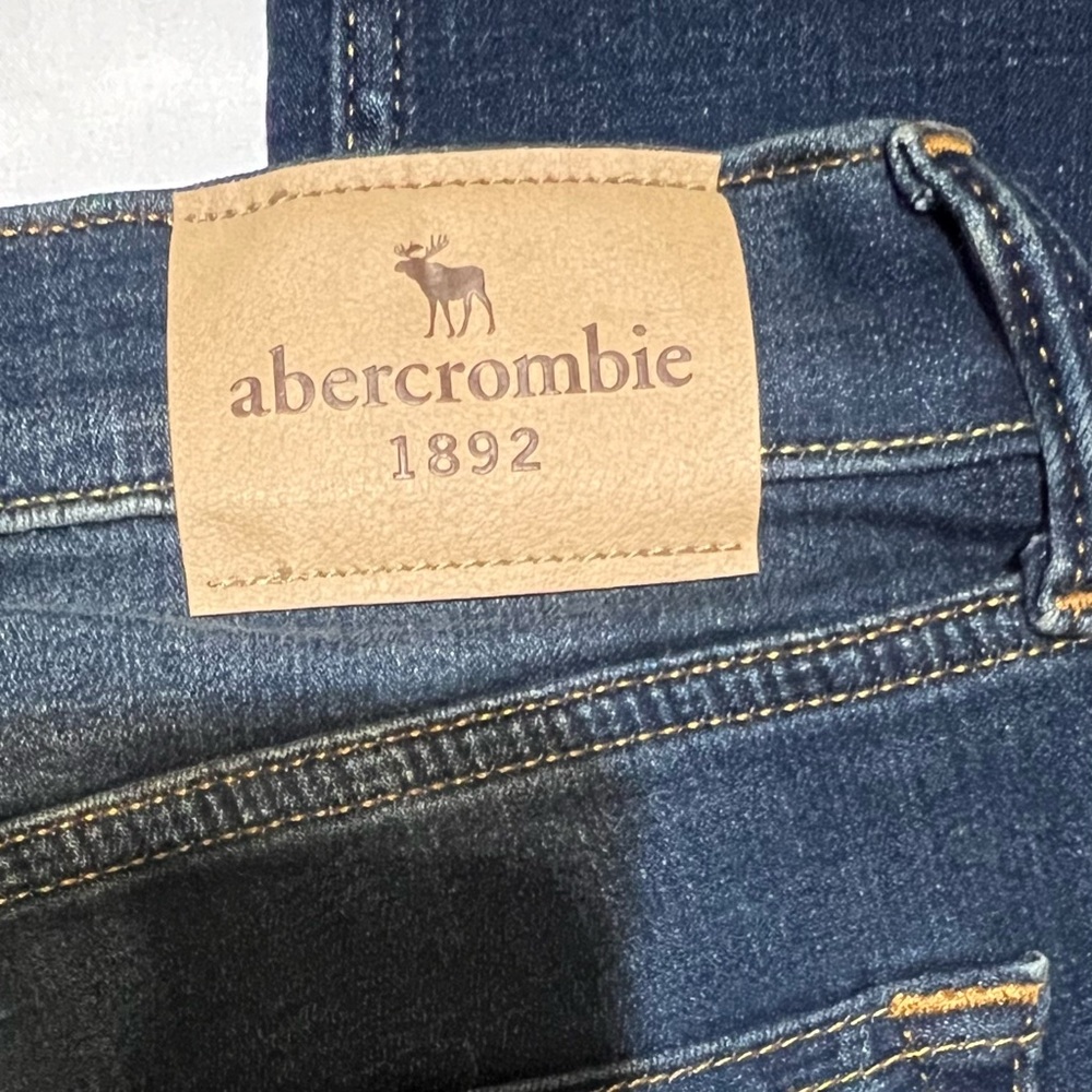 Abercrombie Kids Dark Blue Strait Jeans BOYS Size 15 16 NWT - Picture 13 of 15